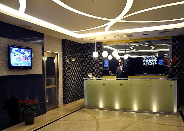 Hotel Niza Park 4*