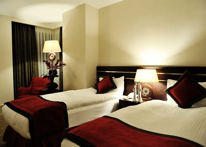Hotel Niza Park 4*