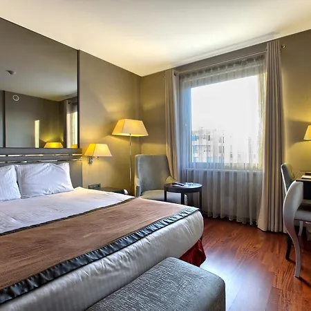 Niza Park Hotel 4*