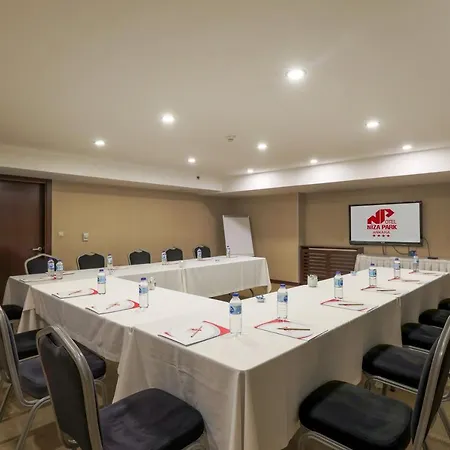 Hotel Niza Park 4*