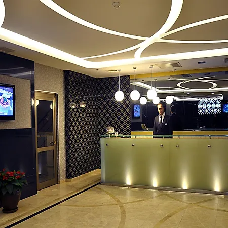 Hotel Niza Park 4*
