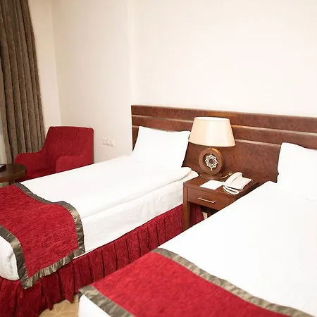 Hotel Niza Park 4*
